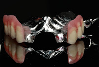 Dr. Hassan Lobo Argüello - Odontólogo y Cirujano Dentista.