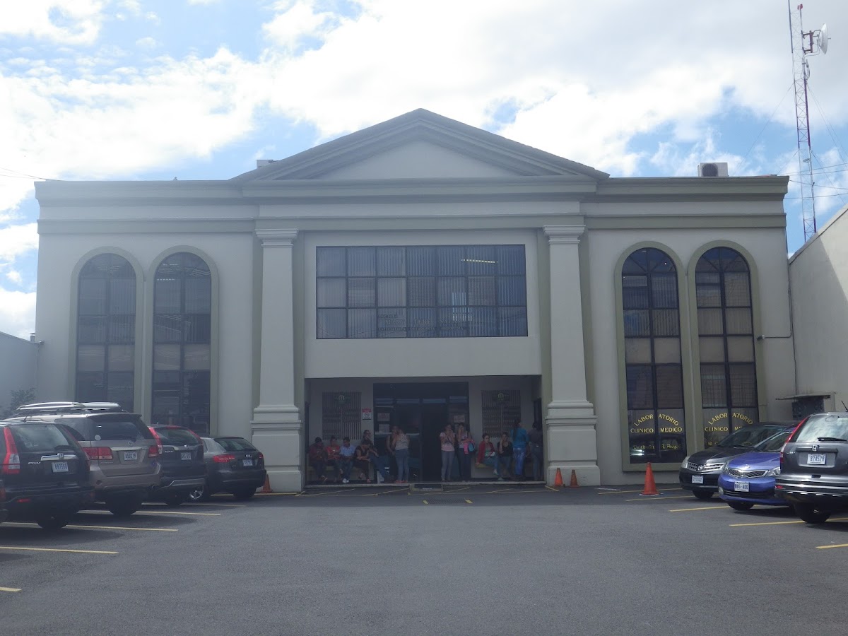 Dental Implants Costa Rica - Dr. Jairo Vargas Clinic - dental clinic in Curridabat