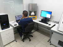 Costa Rica Dental Clinic & Lab.