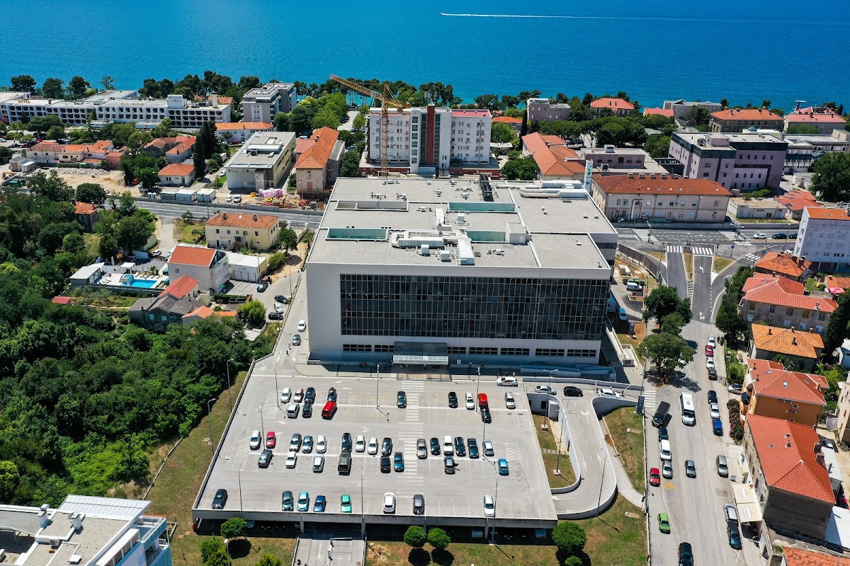 Opća bolnica Zadar Polyclinic - dental clinic in Zadar