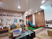 Thantakit International Dental Center in Bangkok, Thailand