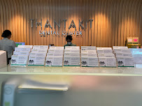 Thantakit International Dental Center in Bangkok, Thailand