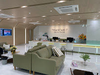 Thantakit International Dental Center in Bangkok, Thailand
