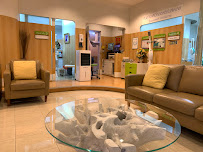 Thantakit Dental Clinic