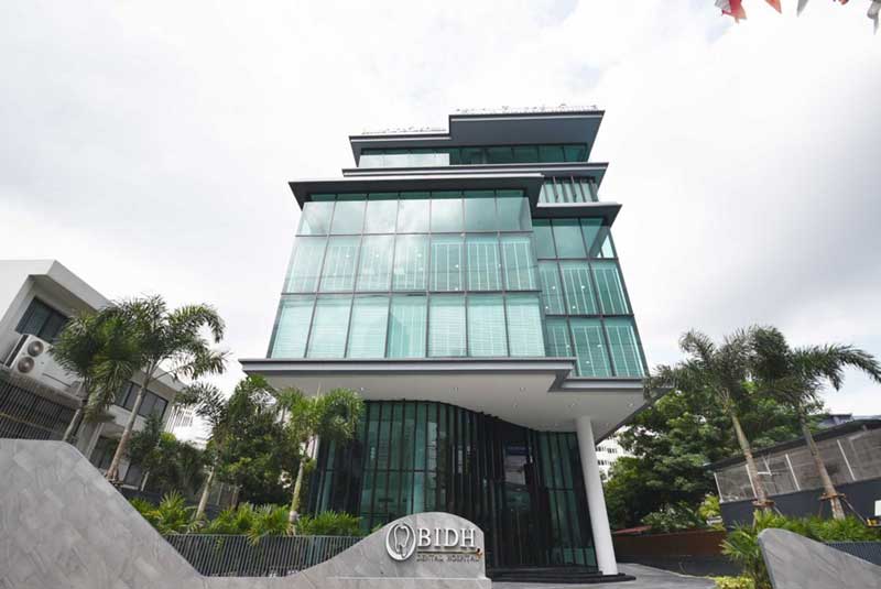 Bangkok International Dental Hospital โรงพยาบาลฟัน กรุงเทพ อินเตอร์เนชั่นแนล - dental clinic in Bangkok, Thailand