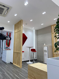 The Smile Bar Bangkok - Teeth Whitening Bangkok