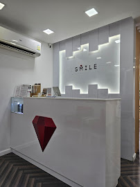 The Smile Bar Bangkok - Teeth Whitening Bangkok
