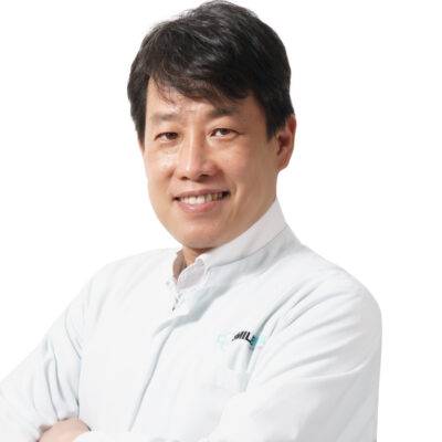 Implantologist Palawat Laoharungpisit - Dental Implants