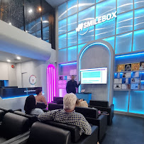 SmileBox Dental Clinic Thonglor Sukhumvit คลินิกทันตกรรมสไมล์บ็อกซ์ ทองหล่อ สุขุมวิท