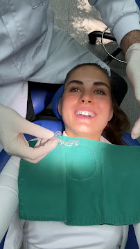 SmileBox Dental Clinic Thonglor Sukhumvit คลินิกทันตกรรมสไมล์บ็อกซ์ ทองหล่อ สุขุมวิท