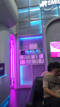 SmileBox Dental Clinic Thonglor Sukhumvit คลินิกทันตกรรมสไมล์บ็อกซ์ ทองหล่อ สุขุมวิท