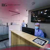 Odontología en Bogotá l Ortodoncia l Ortodoncia invisible l Dentist l Smile design l Doctor Granados