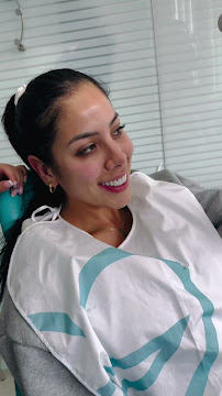 Dr. Christian Felipe Pinto | Odontología en Bogotá l Diseño de sonrisa | Dentist | Implantes Dentales | Prótesis Dentales