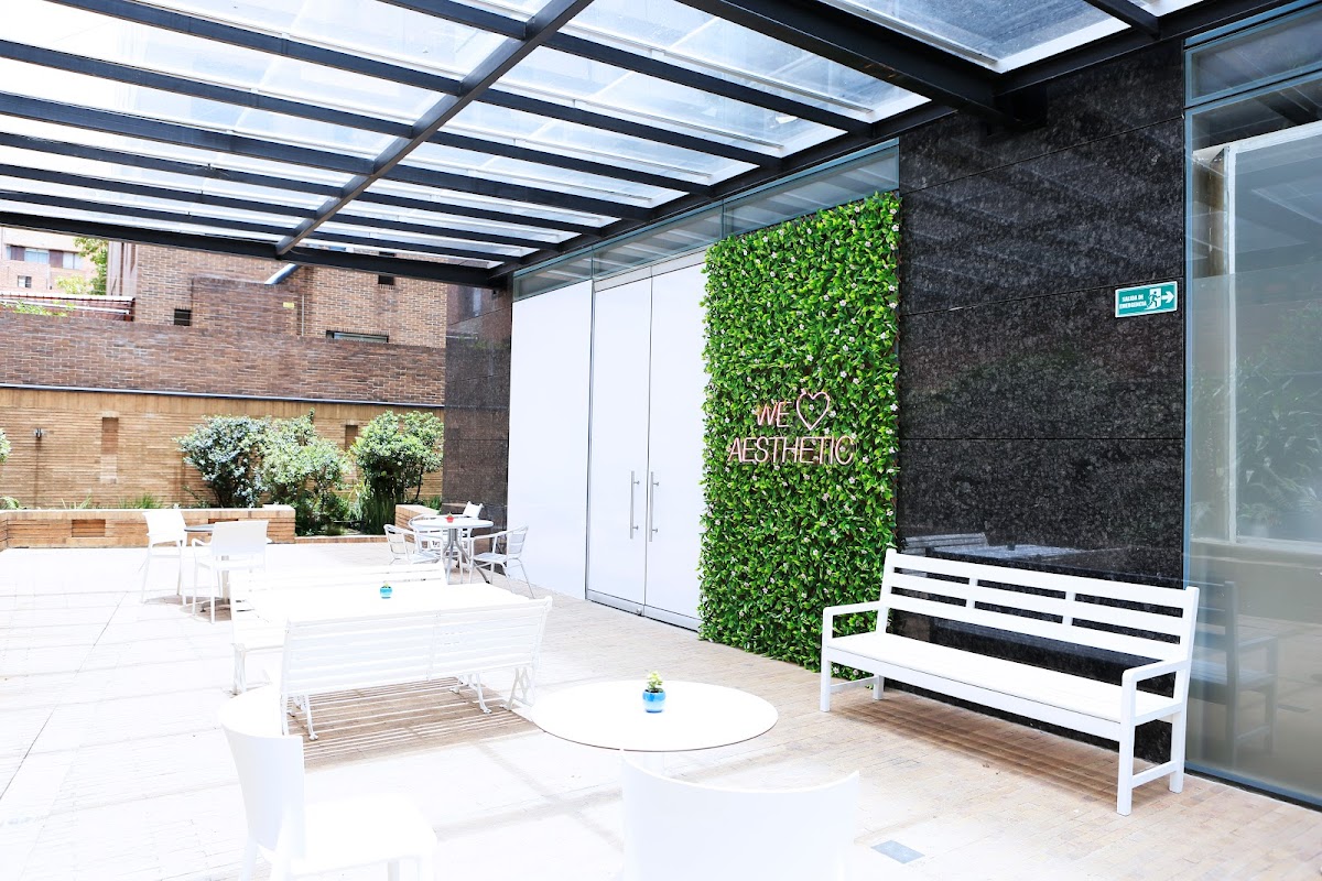 Odontología de MARLON BECERRA Chico - dental clinic in Bogota, Colombia