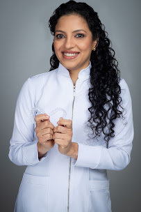 Dra Amdie Chirinos - Endodoncista en Bogotá