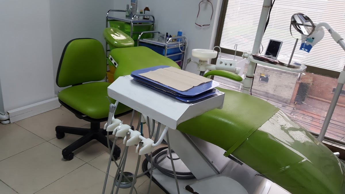 Dental Center MD Mauricio Duran Implantes y Diseño de Sonrisa - dental clinic in Bogota, Colombia