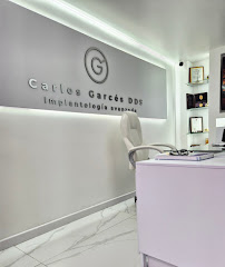 Prof. Dr. Carlos Garcés Dental Implant Center