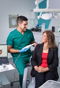 Dr. Alejandro Torres