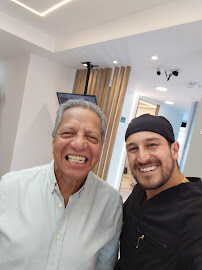 Dr. Alejandro Torres