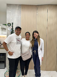 Odontóloga Dra. Maribel Ballesteros - Implantes Dentales - Periodoncia Laser - Diseño de sonrisa - Invisaling - Bogota