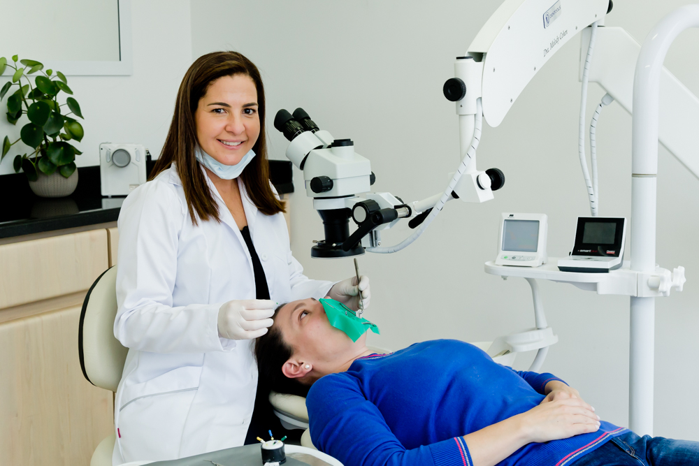 Dra. Melody Cohen - Endodoncia Avanzada - dental clinic in Bogota, Colombia