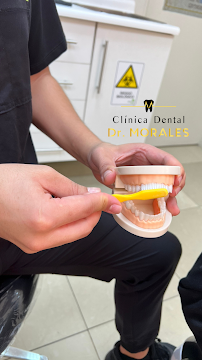 Clínica Dental Dr. Morales