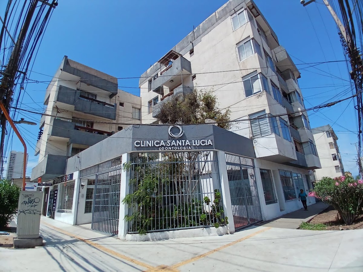 Clínica Dental Santa Lucía - dental clinic in Iquique
