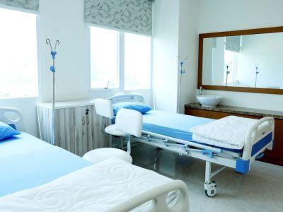 Worldwide Beauty And Dental Hospital in Ho Chi Minh City, Vietnam, photograph 7