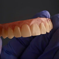 Clínica RZT Implantología y Odontología