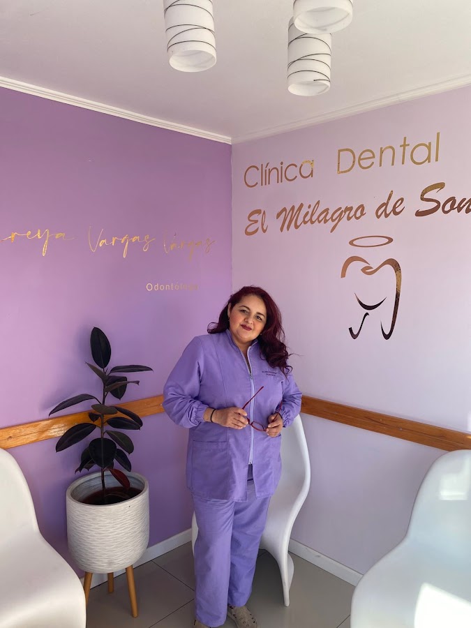Dental Clinic Clínica Dental El Milagro De Sonreir dental clinic in La Serena
