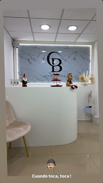 Clínica Dental CB/Botox/Implantes/Endodoncia