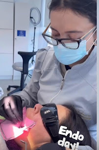 Clínica Dental CB/Botox/Implantes/Endodoncia