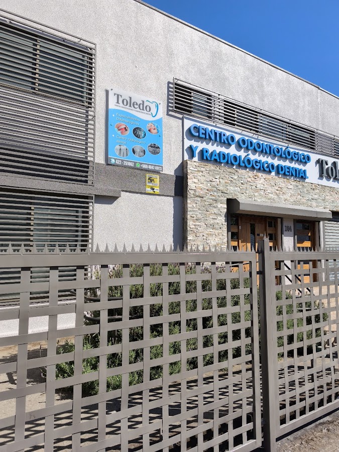 Dental Clinic Centro De Especialidades Odontológicas Toledo dental clinic in Chillán