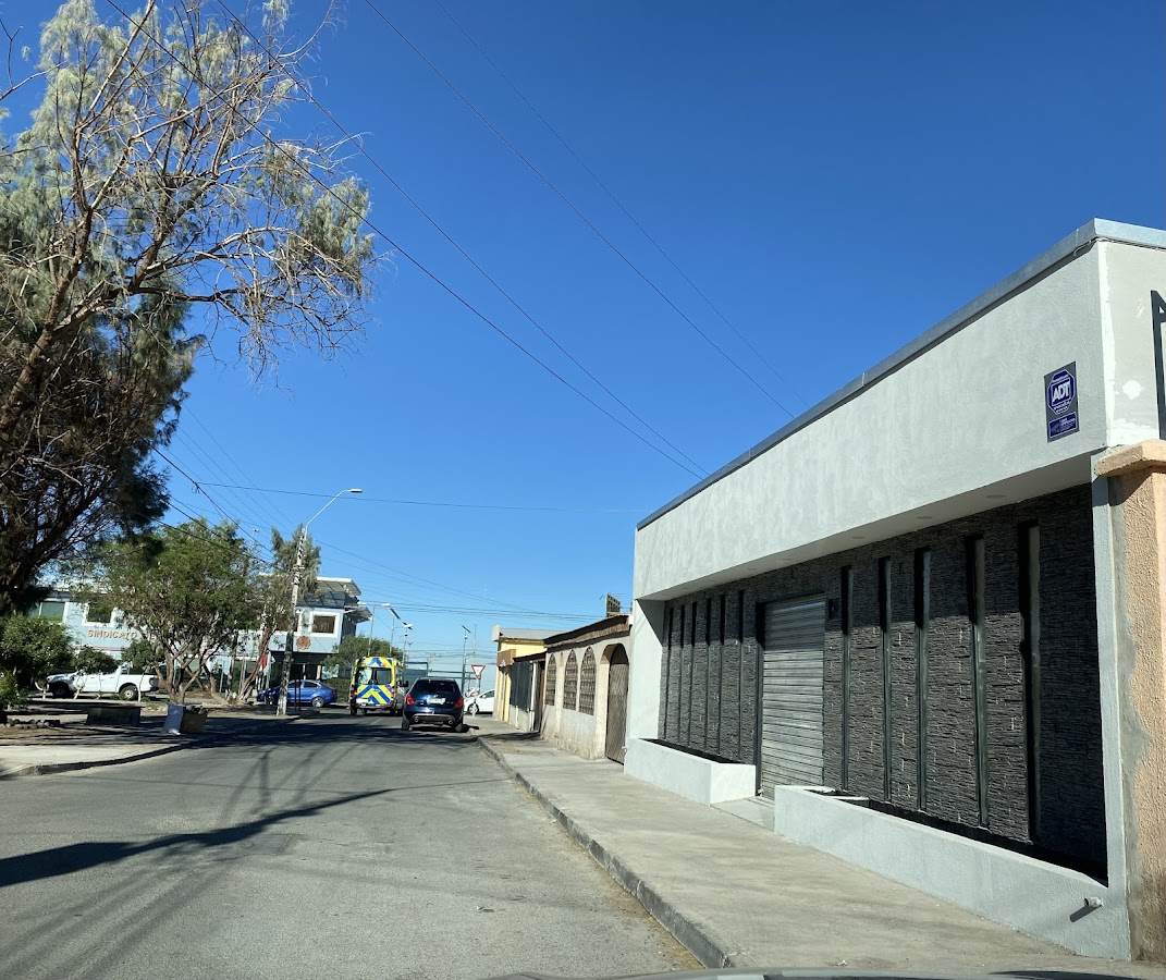 Clinica LionDent - dental clinic in Calama