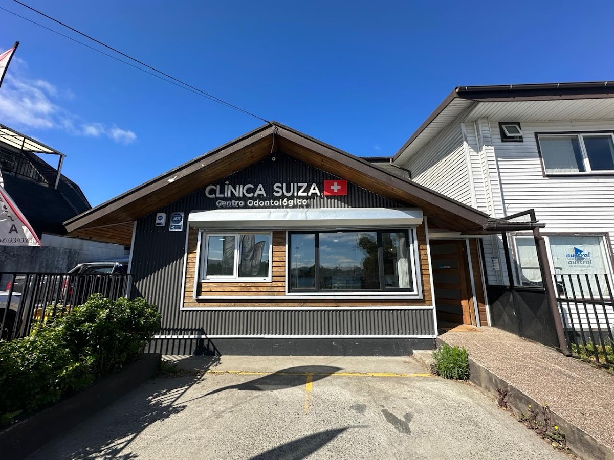 Dental Clinic Clínica Suiza dental clinic in Valdivia