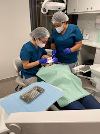 Alma Odontologia Clinica Dental