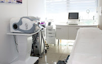 Clinica Dental White odontologia y estetica