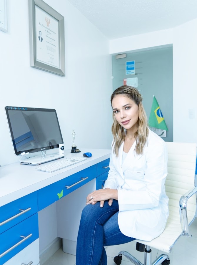 Dra. Shirley De Brito - dental clinic in Mexico City, Mexico