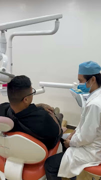 Saigon White Dental