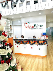 Saigon White Dental