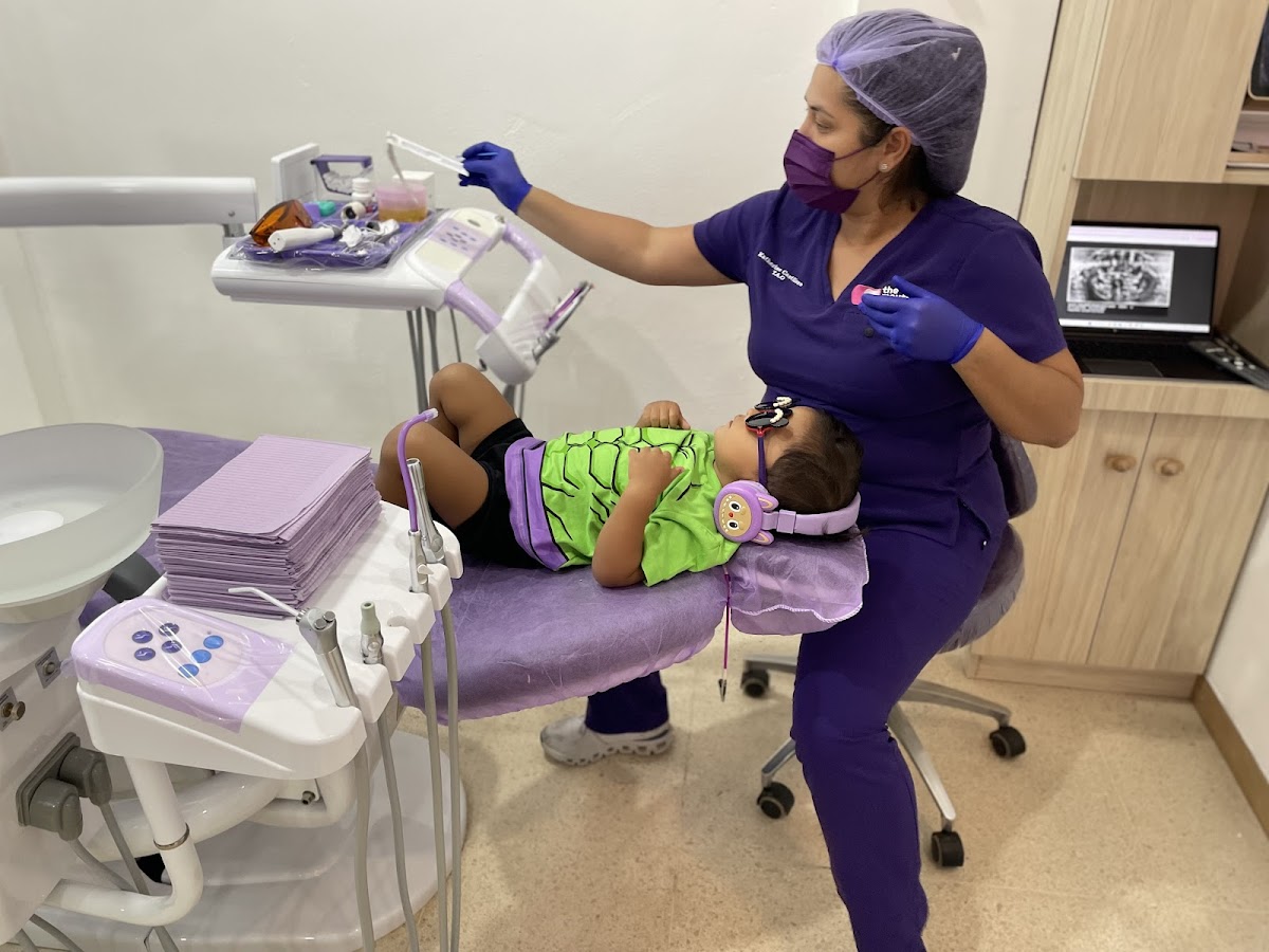 The Mouth Clinic - dental clinic in Panama City