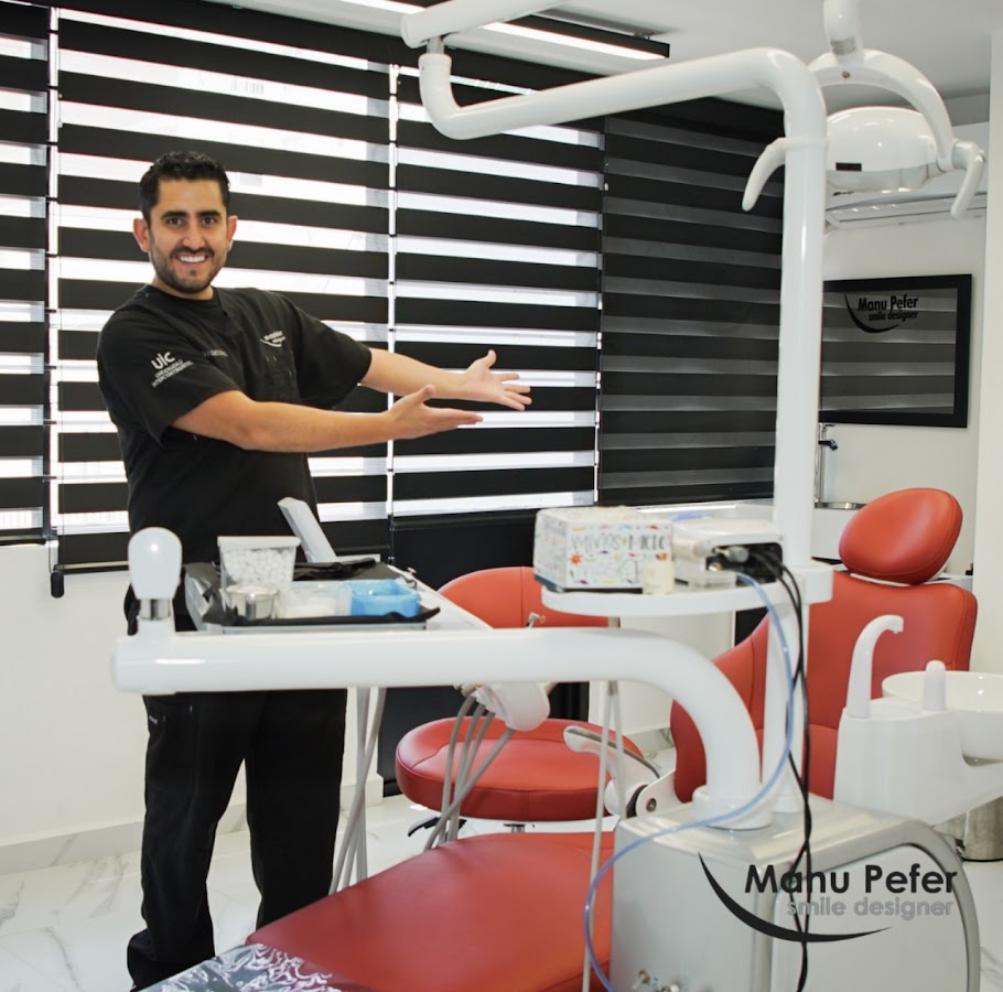 Manu Pefer Smile Designer - dental clinic in Mexico City, Mexico