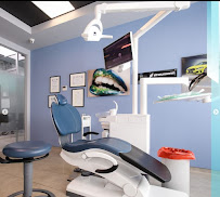 Dr. Roland Zhuka | Dentisti in Albania