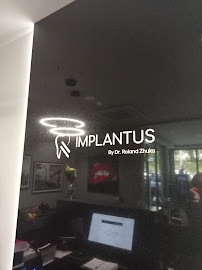 Dr. Roland Zhuka | Dentisti in Albania
