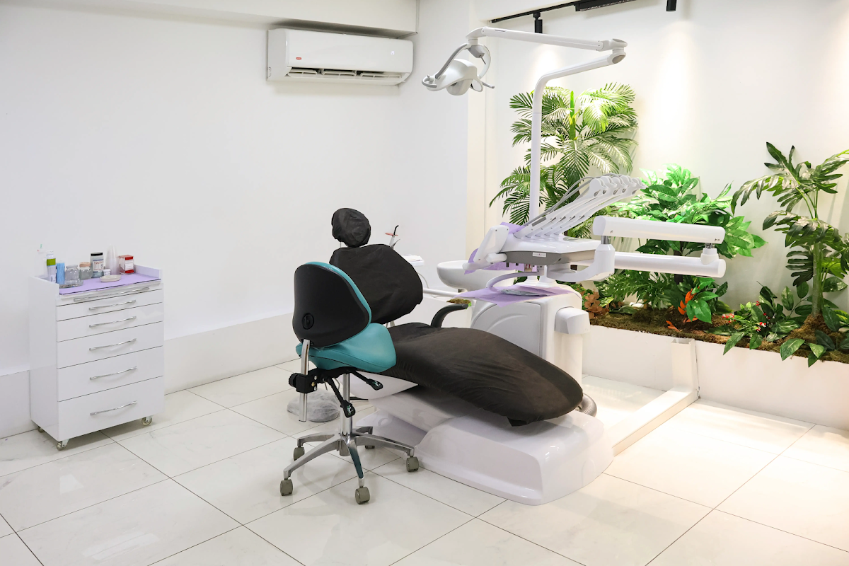 Nobi Dent Clinic Dentisti in Albania - dental clinic in Tirana, Albania