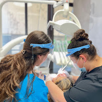 M&M Dental Clinic