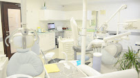 Klinika Dentare Toti & Gurakuqi (Toti & Gurakuqi Dental Clinic)