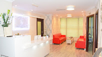 Klinika Dentare Toti & Gurakuqi (Toti & Gurakuqi Dental Clinic) in Tirana