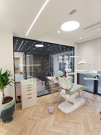 Dental Med Austria & Elixence