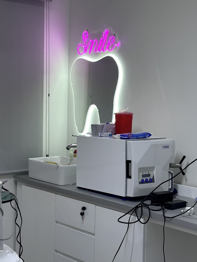 Dentader Dental Clinic - dental clinic in Mexico City, Mexico